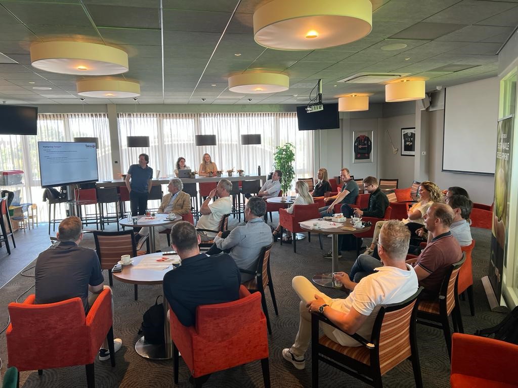 Aangepaste training voor de implementatieacademie